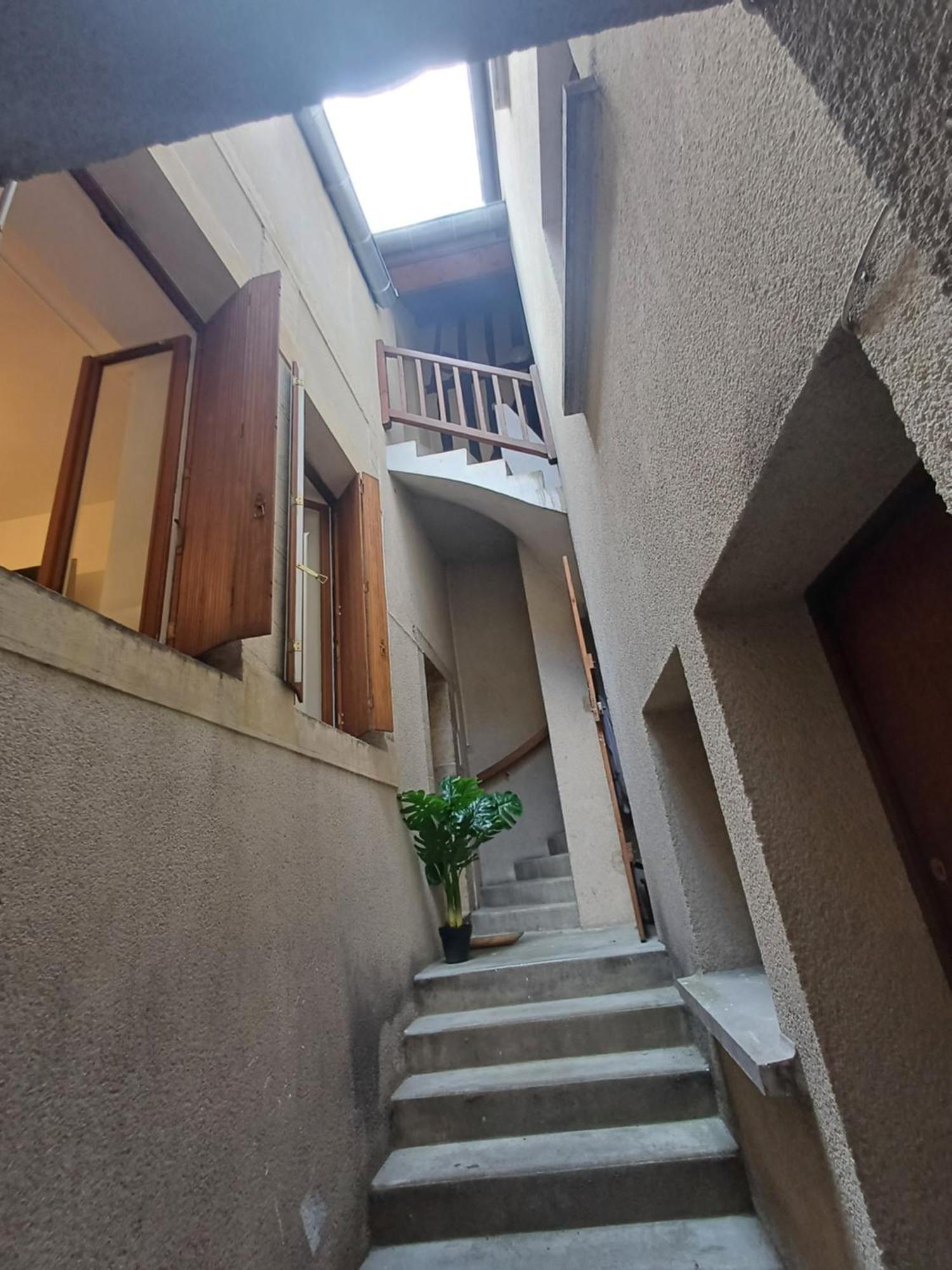 Apartamento *Monge Zola* Dijon Exterior foto